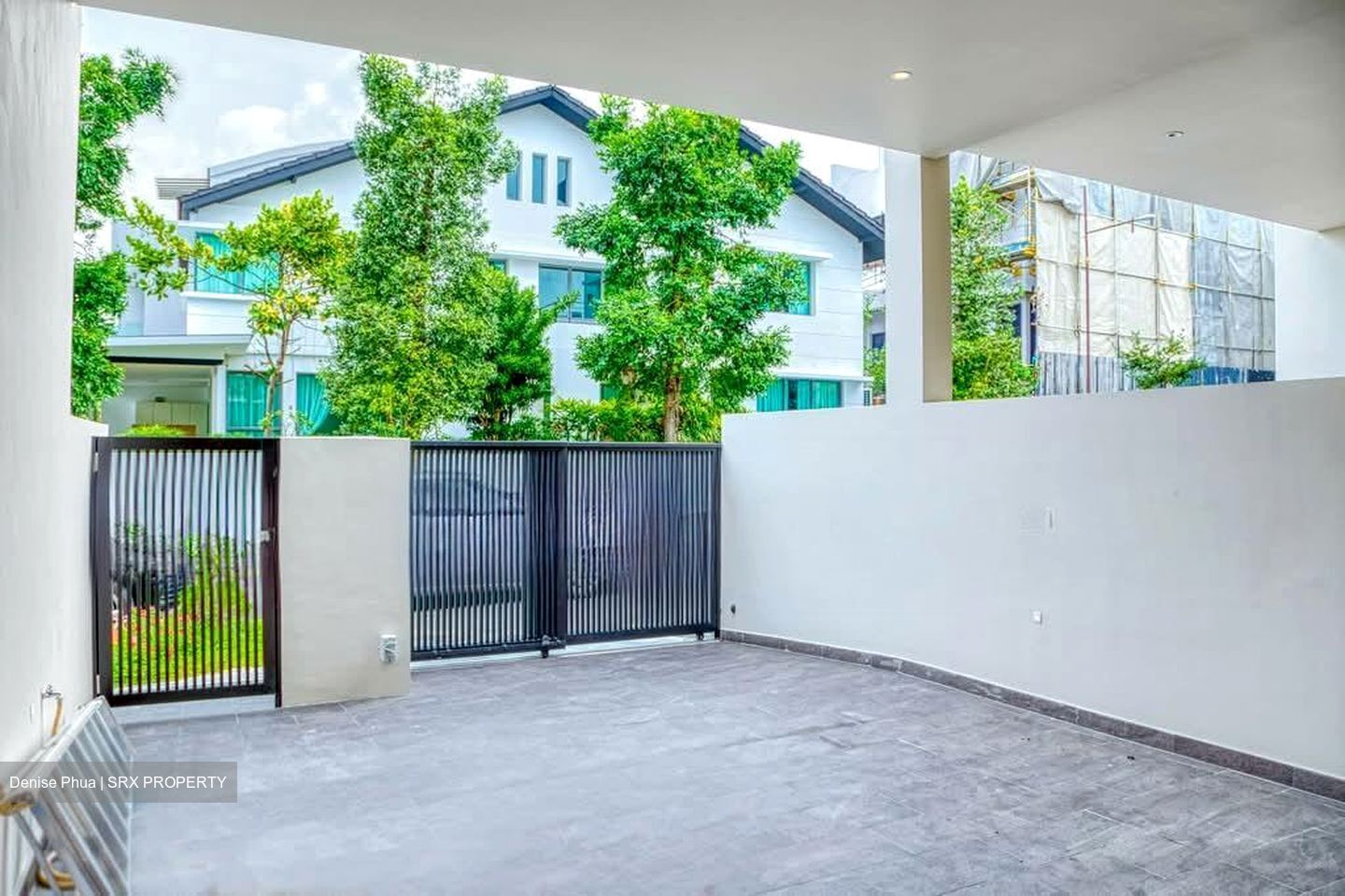 Opera Estate (D15), Terrace #530296351